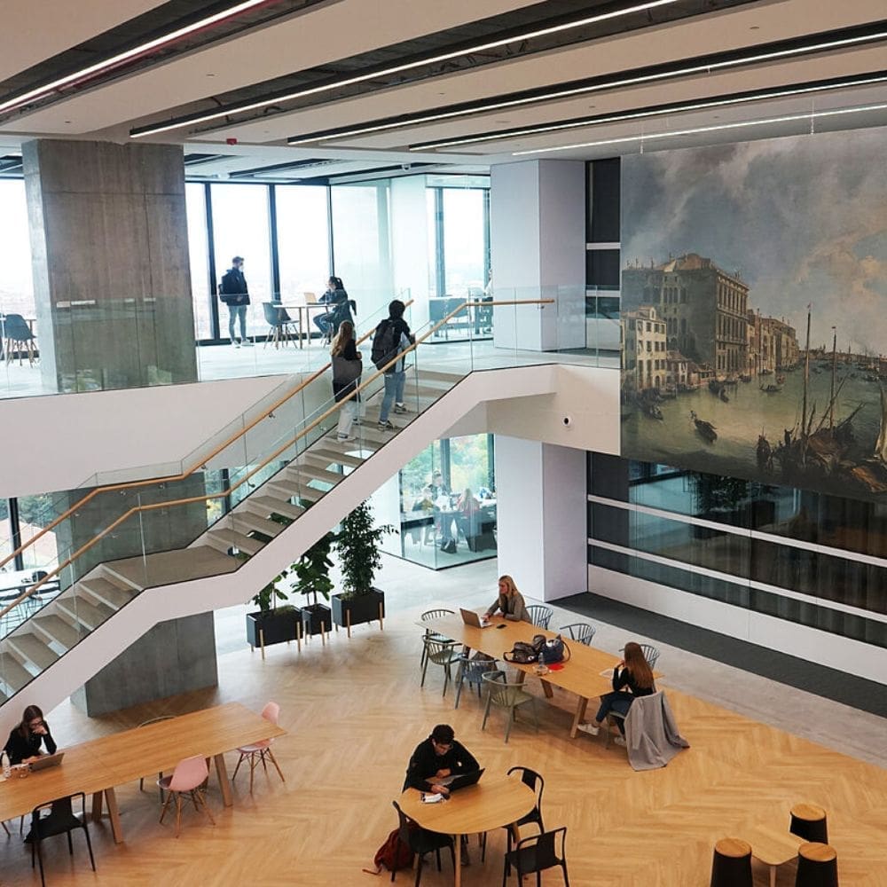 IE University Madrid – Mejor Universidad de Madrid – Milla de Oro – Barrio Salamanca – Imagen 4